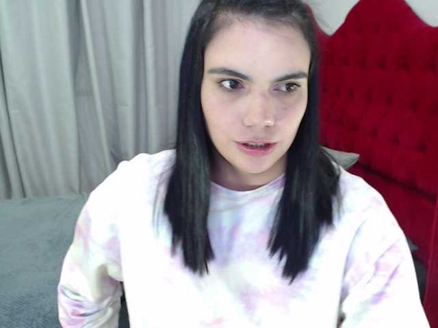Live sex webcam photo for AliceRoss #241218726