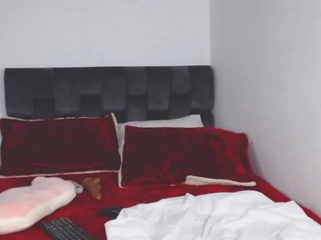 Live sex webcam photo for mia-sex #254322038