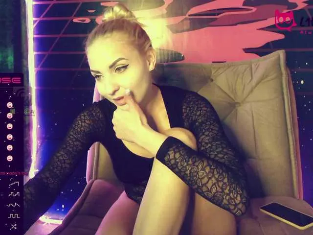 Live sex webcam photo for L1ttle-Kitty #241111971