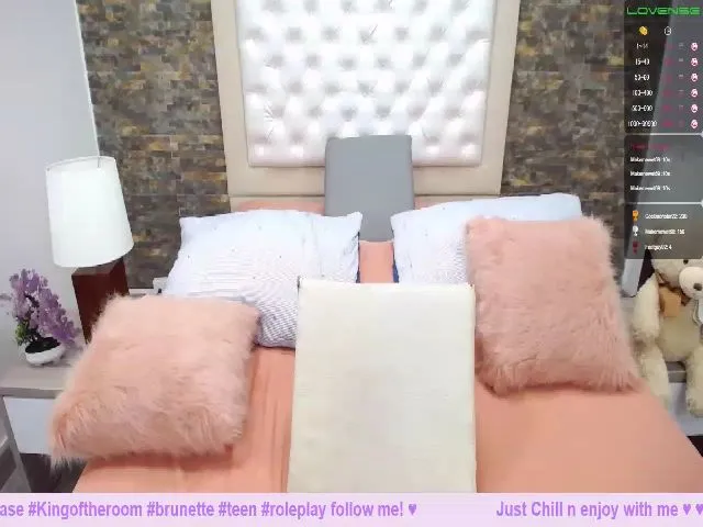 Live sex webcam photo for EllaDavs #256170653