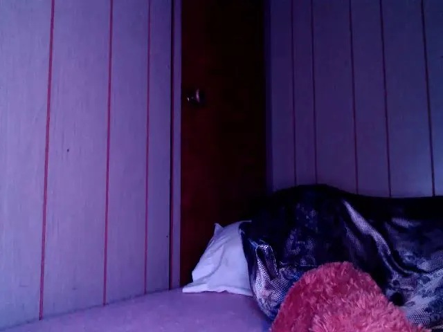 Live sex webcam photo for Smallpurl #256018271