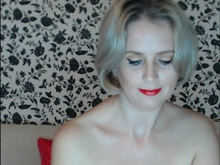 Live sex webcam photo for JosephineG #240730593