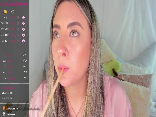 Live sex webcam photo for Hanna_tn #263229957