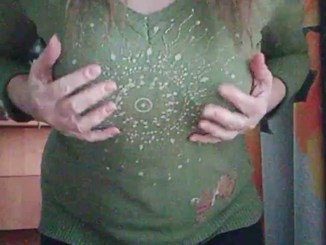 Live sex webcam photo for Sonya48 #240948304