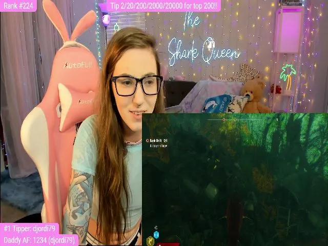 Live sex webcam photo for TheSharkQueen #253627377