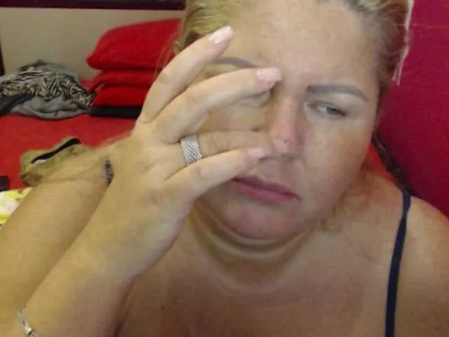 Live sex webcam photo for come2mom #241243245