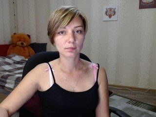 Live sex webcam photo for EmilyWild18 #240621290