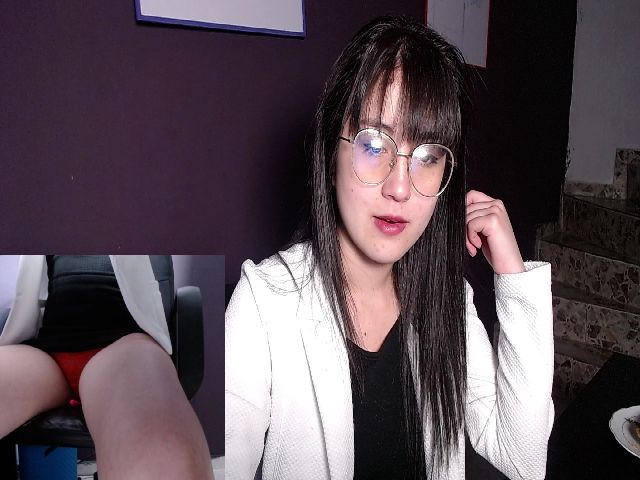 Live sex webcam photo for Charlotte_3x #253504602