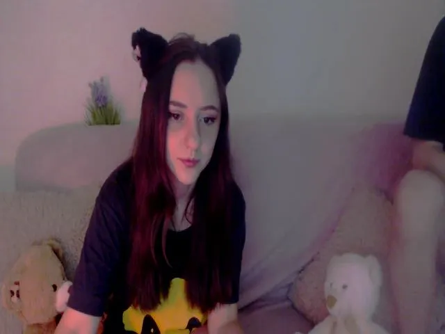 Live sex webcam photo for Meowny #264607264