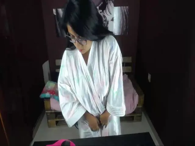 Live sex webcam photo for Hana_cute #255459263