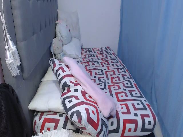 Live sex webcam photo for Arisha_bloom #259731953
