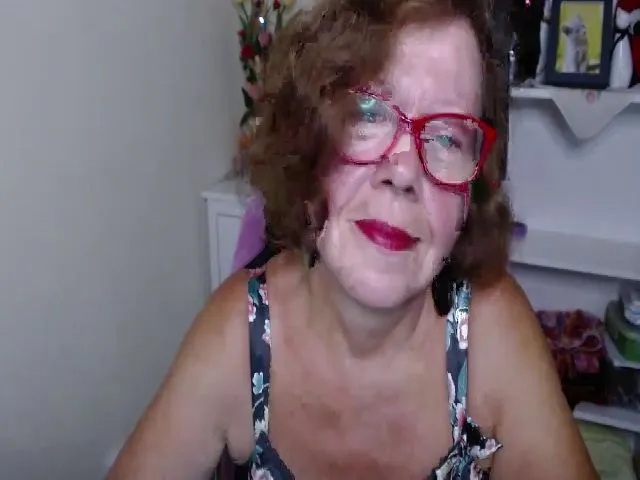 Live sex webcam photo for Adele_69 #263553154