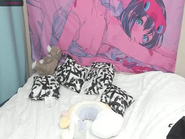 Live sex webcam photo for RubyMystery #265061951