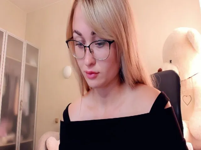 Live sex webcam photo for Mistress_Eva_ #257501645