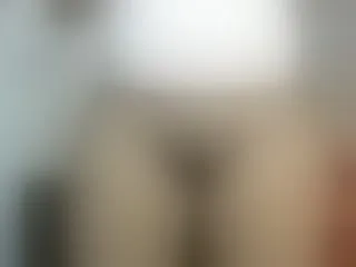 Live sex webcam photo for Marianelaaa #240752119