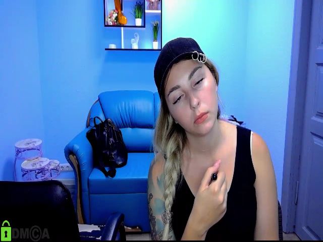 Live sex webcam photo for PrincesSnake #258568649