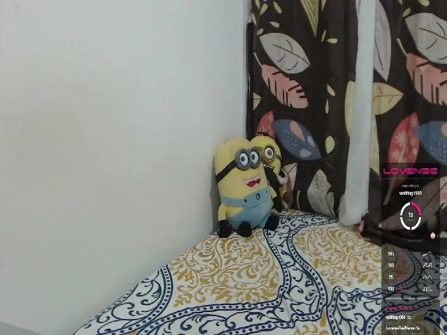 Live sex webcam photo for Mariana__Cute #260940278