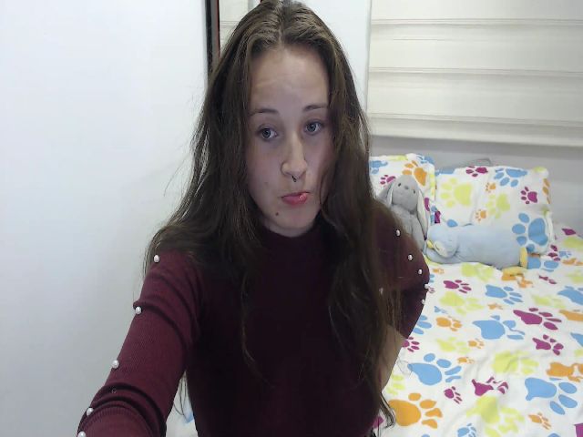 Live sex webcam photo for SharonMora #254680267