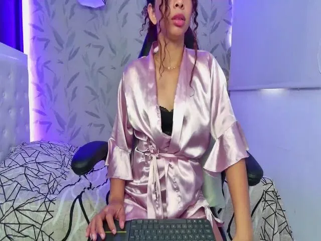 Live sex webcam photo for Katie_teen #260725736