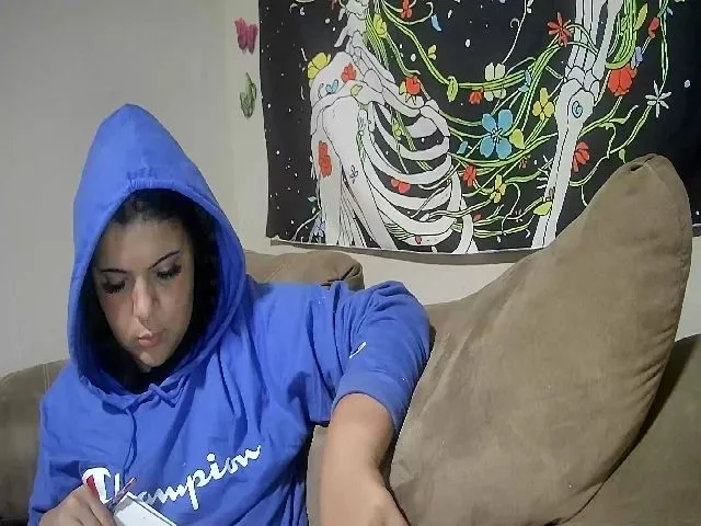 Live sex webcam photo for Lilmisspurp #256608039