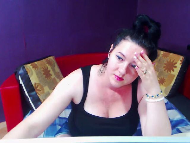 Live sex webcam photo for SlaveMeRubyX #255857723