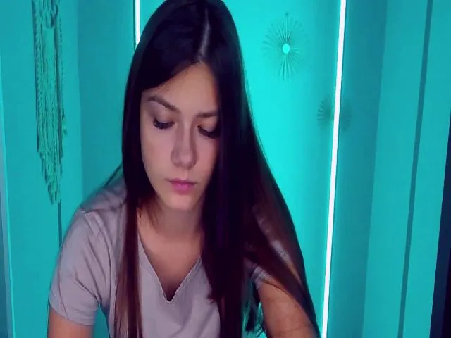 Live sex webcam photo for ReginaVin #259180070