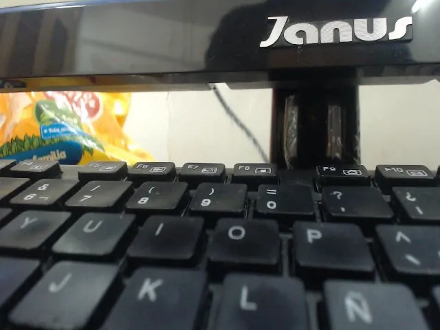 Live sex webcam photo for Alyssia_ocean #255670396