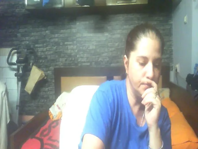 Live sex webcam photo for MGabrielle #256195315