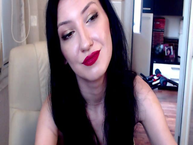 Live sex webcam photo for MistressNadia #259852479