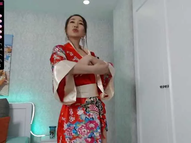 Live sex webcam photo for linahen #241379204