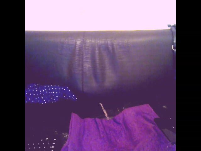 Live sex webcam photo for Sexygeny #255913280