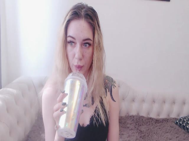 Live sex webcam photo for DemiAmourrrr #255602844