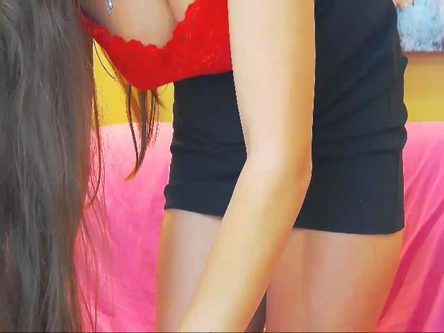 Live sex webcam photo for SugarSmile_ #257959985