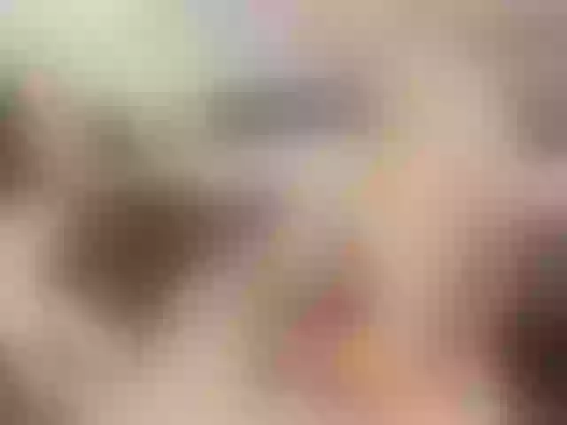 Live sex webcam photo for miacamhot #244974495