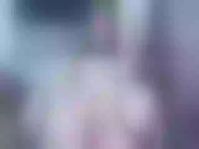 Live sex webcam photo for CarolineJames #261400495