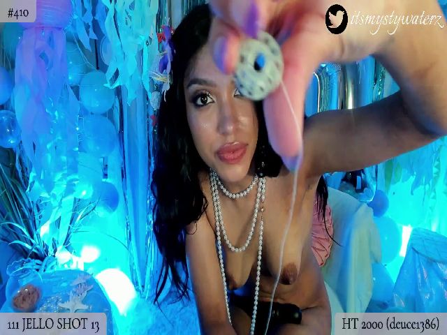 Live sex webcam photo for MystyWaterz #252764296