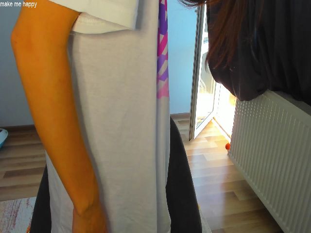 Live sex webcam photo for Roses_dream #254750727