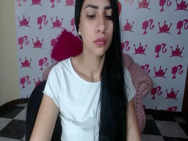 Live sex webcam photo for Naughtty_Doll #260769480