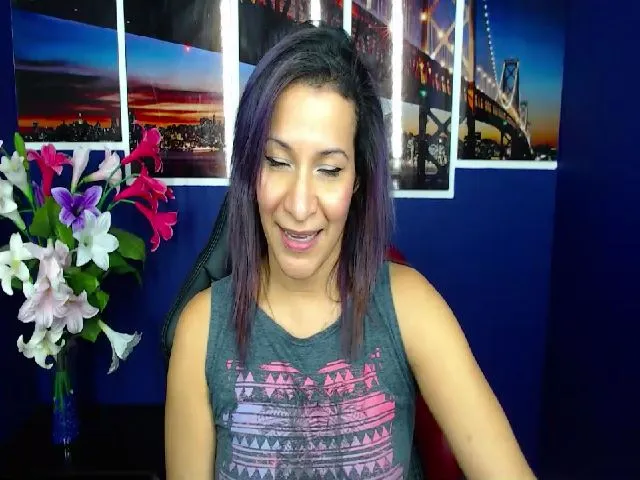 Live sex webcam photo for Infernalsexx #255214202