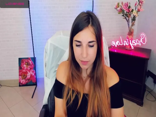 Live sex webcam photo for AnastashaGray #256728883