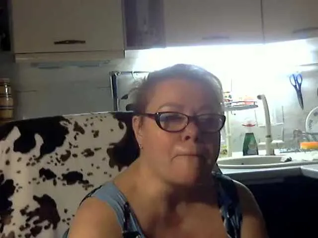 Live sex webcam photo for AlyaBest777 #240891932
