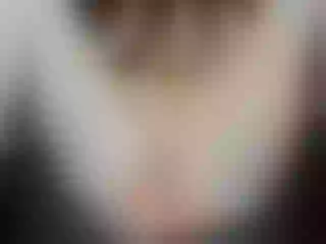 Live sex webcam photo for JenniferLuvv #261933618