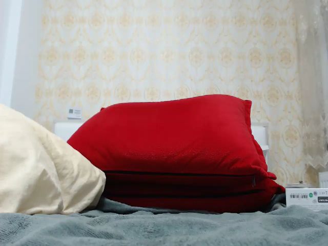 Live sex webcam photo for MelissaBby #260872506