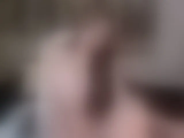 Live sex webcam photo for EllaClark #287991601