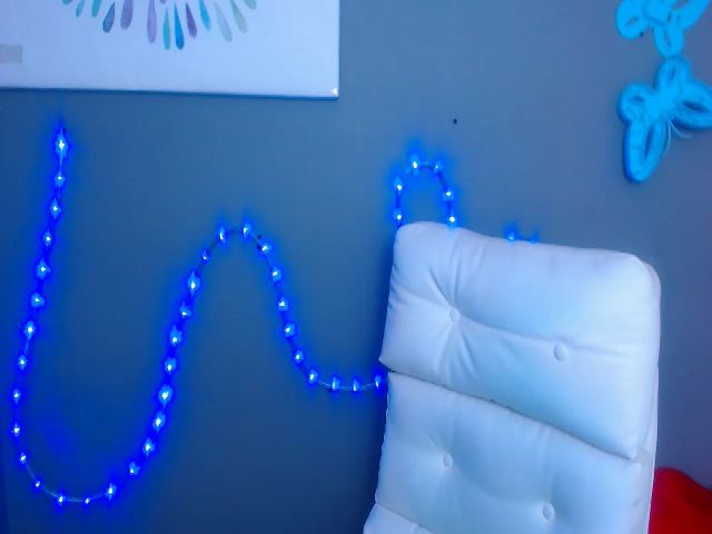 Live sex webcam photo for Tattiana_love #260556587