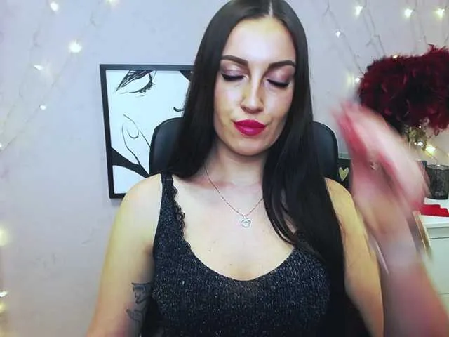 Live sex webcam photo for amandaBURN #241140741