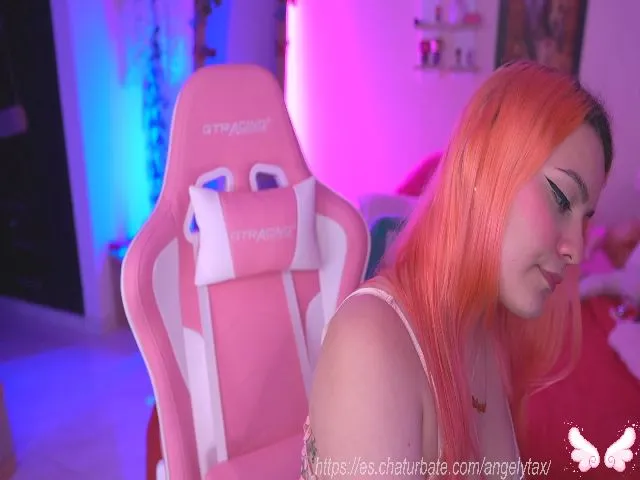 Live sex webcam photo for Angelytaxx #263977361