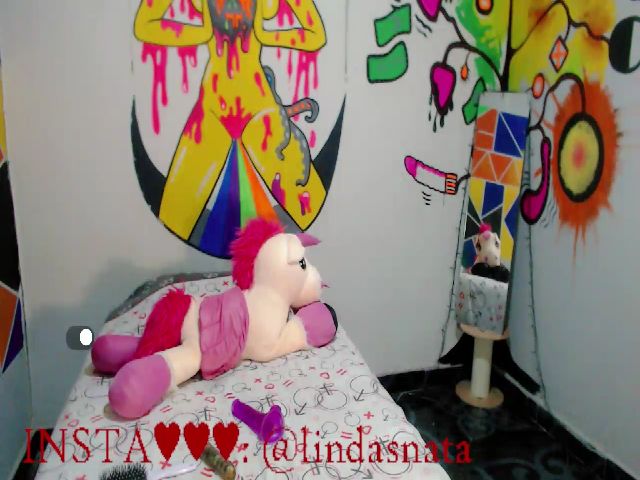 Live sex webcam photo for Moon_18 #254147251