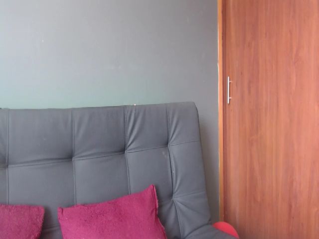 Live sex webcam photo for Latin__curly #254240092