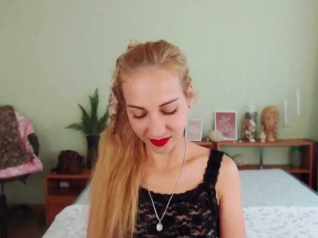 Live sex webcam photo for AdelinJensen #253009635